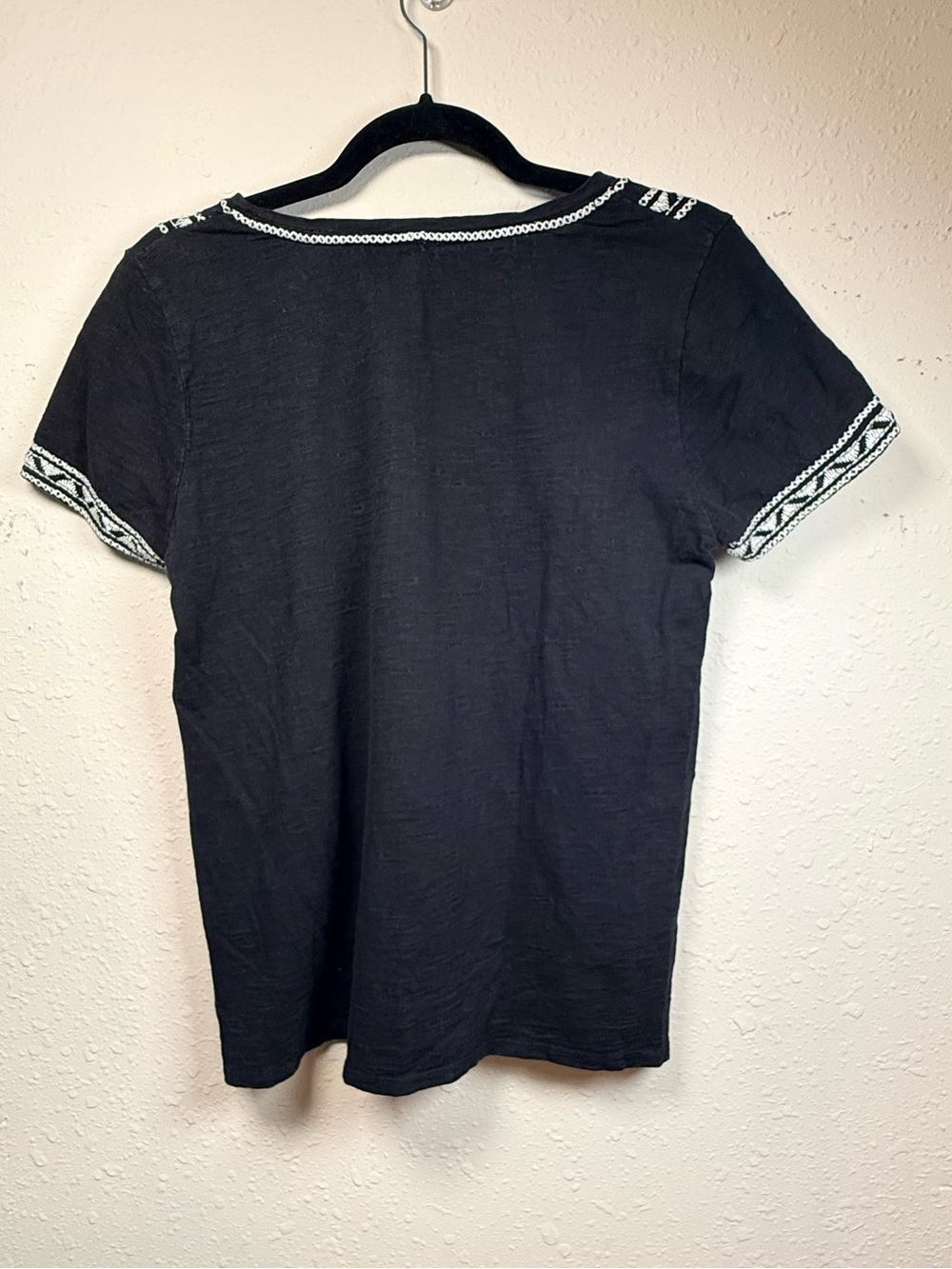 Lucky Brand Black Embroidered Boho Peasant Top White Geometric Detail - Picture 3 of 9